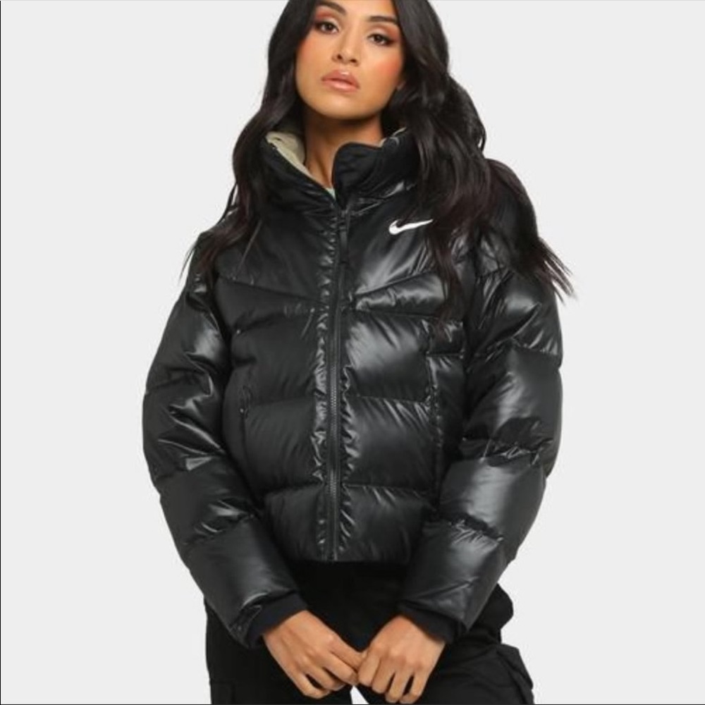 Nike Sportswear Down-Fill Puffer Jacket EUC